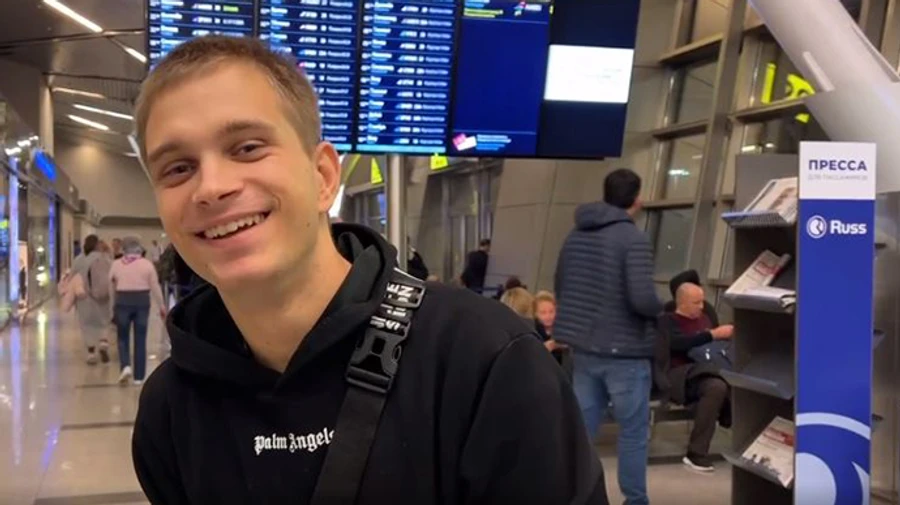 Ukrainian teenager from Mariupol whom Russians called up is sent to Belarus