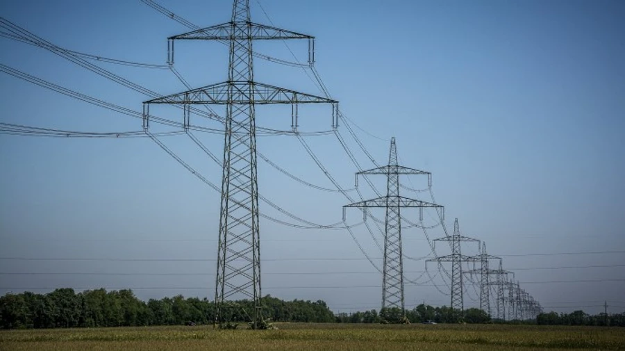 Білорусь заявляє, що постачання електроенергії в Україну відновилося