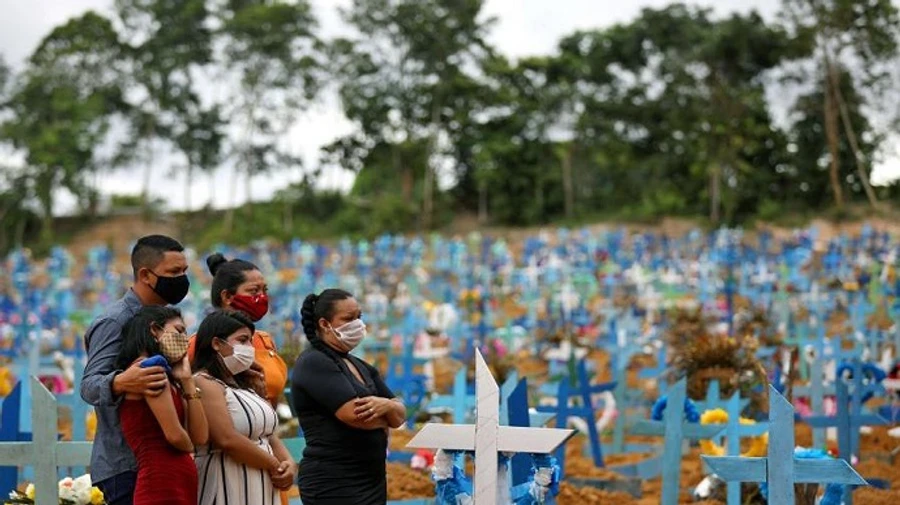 У Бразилії за добу від коронавірусу померли понад 4 тисячі людей