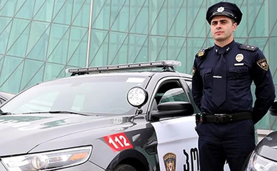 МВД Грузии: задержаны 6 украинцев, при обысках найдено оружие