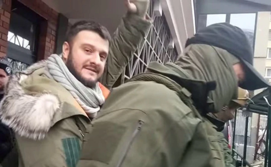 Поліція знищила приховану камеру у справі про рюкзаки Авакова - Схеми