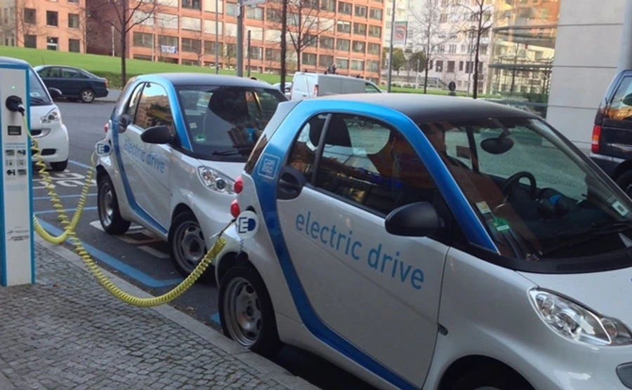 В Украине начали действовать льготы на ввоз электромобилей