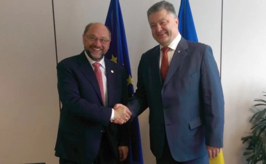 Глава Европарламента дал Порошенко надежду, проходит мини-саммит