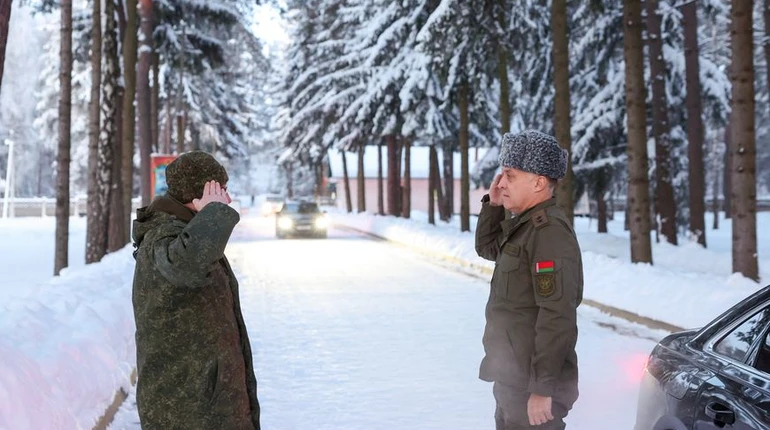 Лукашенко оголосив раптову перевірку збройних сил Білорусі