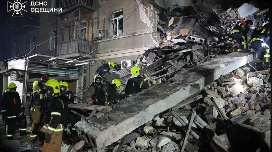 Search and rescue operations in Odesa completed after Russian strike: 3 killed, 25 injured