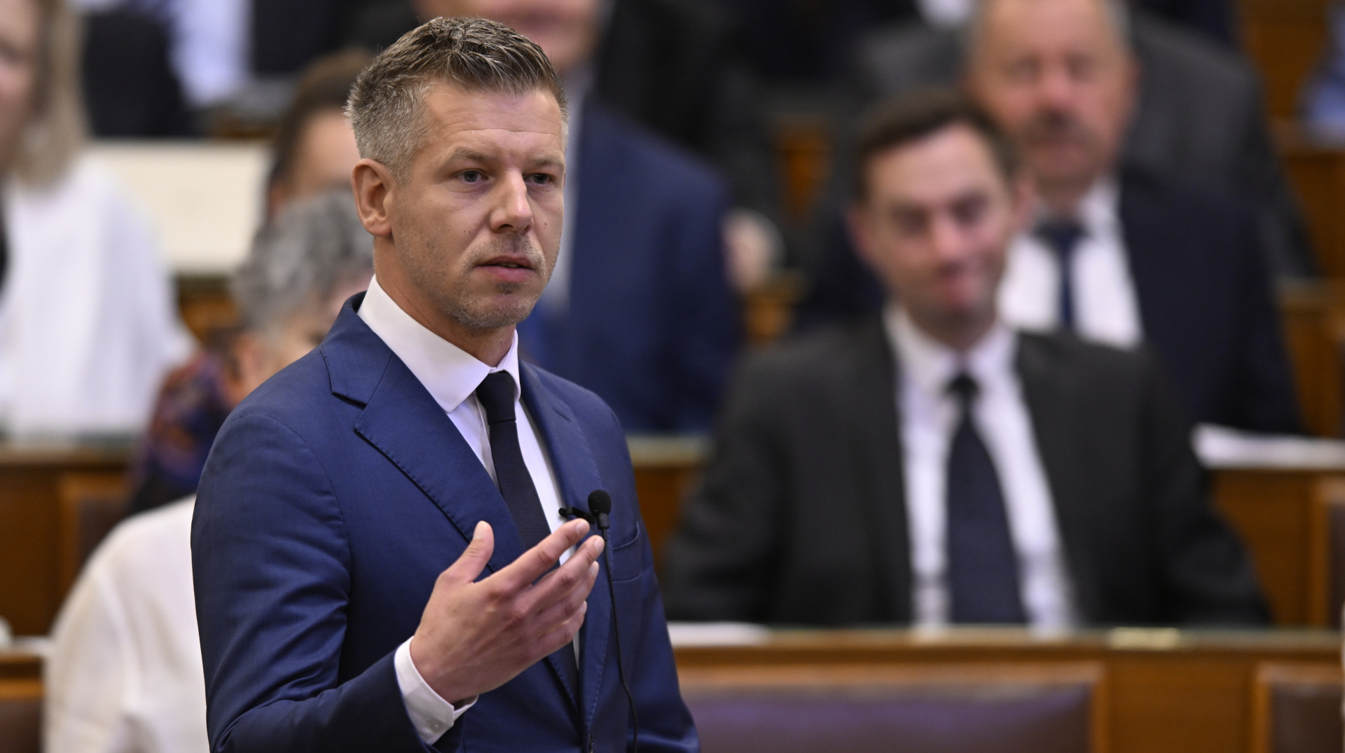 Мадяр: Ми доручили розслідувати захоплення коштів Ощадбанку при Орбану