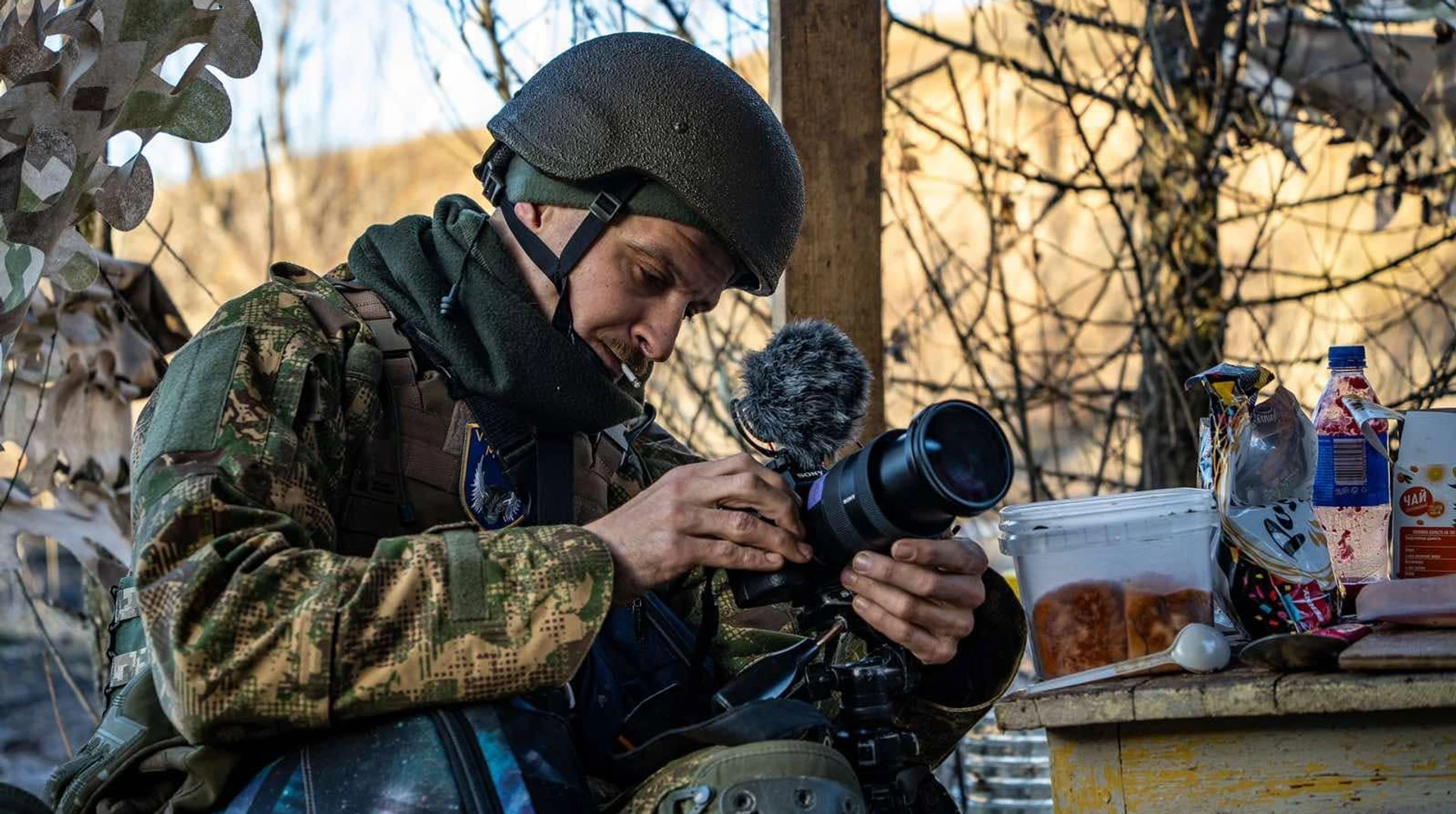 Не хочу годувати цього вовка – фотограф і азовець Роман Закревський про чорнуху, любов і красу під час війни