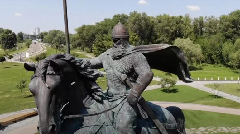 Парк розбрату. Як ДБР, КМДА та бізнесмен зчепилися за столичну землю