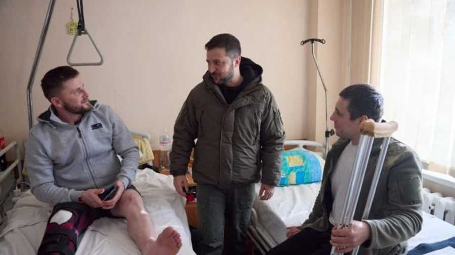 Зеленский после Донбасса поехал к бойцам на Харьковщину