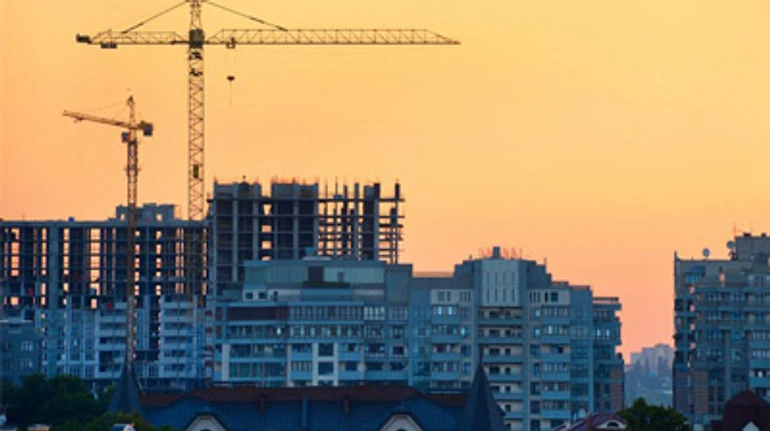 Каждый пятый покупатель квартиры перестал платить рассрочку. Достроят ли жилье застройщики?