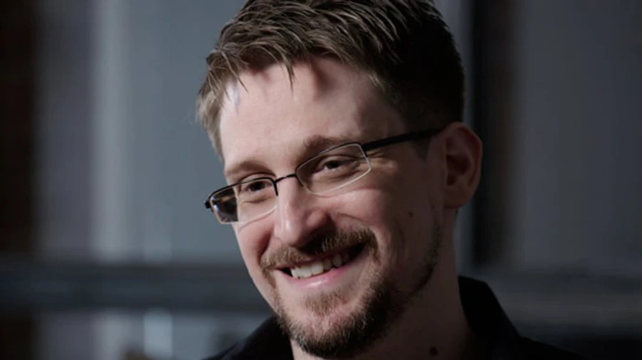 Сноуден хоче отримати російське громадянство