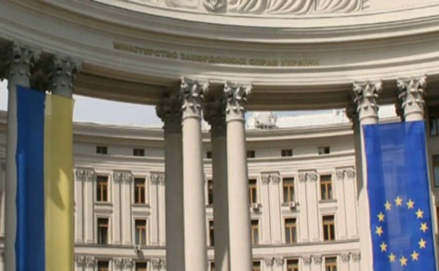 МЗС відповіло президентці ПАРЄ на вимогу запросити спостерігачів