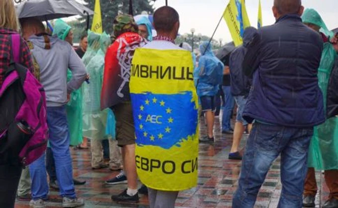 Через акцію автомобілістів центр Києва у заторах