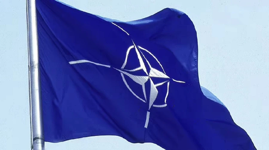 У НАТО знають про інцидент із дроном біля українського літака