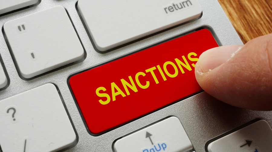 Судна, банки та підприємства: Британія вдарила новими санкціями по РФ