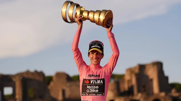 Тактична перемога Саймона Єйтса, народження нових зірок. Підсумки Джиро д’Італія-2025