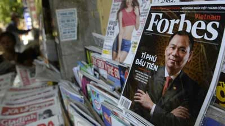 Первый миллиардер Вьетнама. Начинал в Украине с Мивины, а теперь владеет третьим автопроизводителем в мире