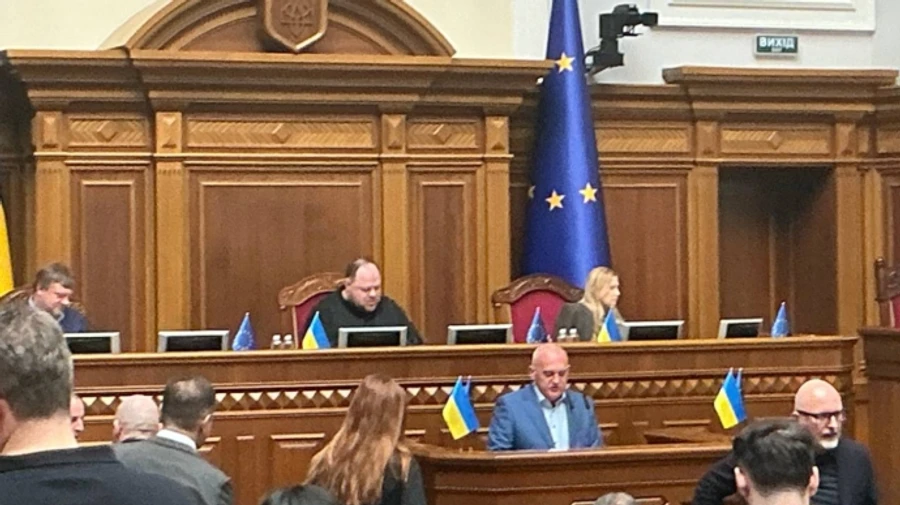 Новий слуга склав присягу у Верховній Раді