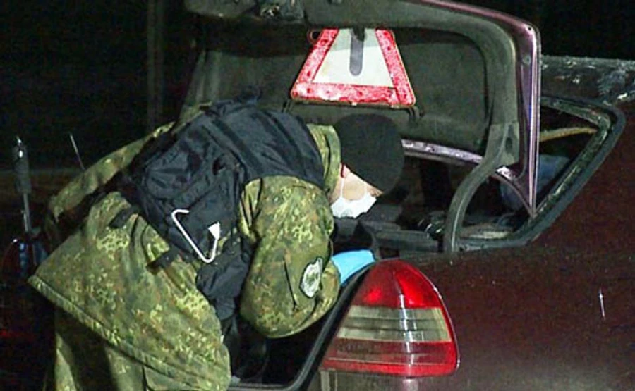 Чоловік підірвав гранату в салоні Мерседеса: поранено трьох людей