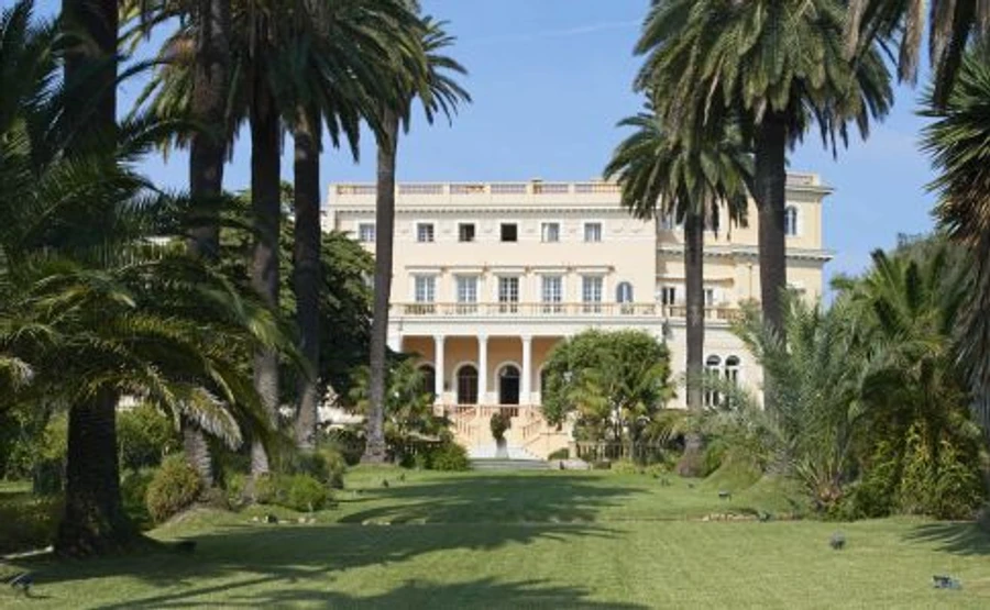 Ахметов купил один из самых дорогих особняков на планете