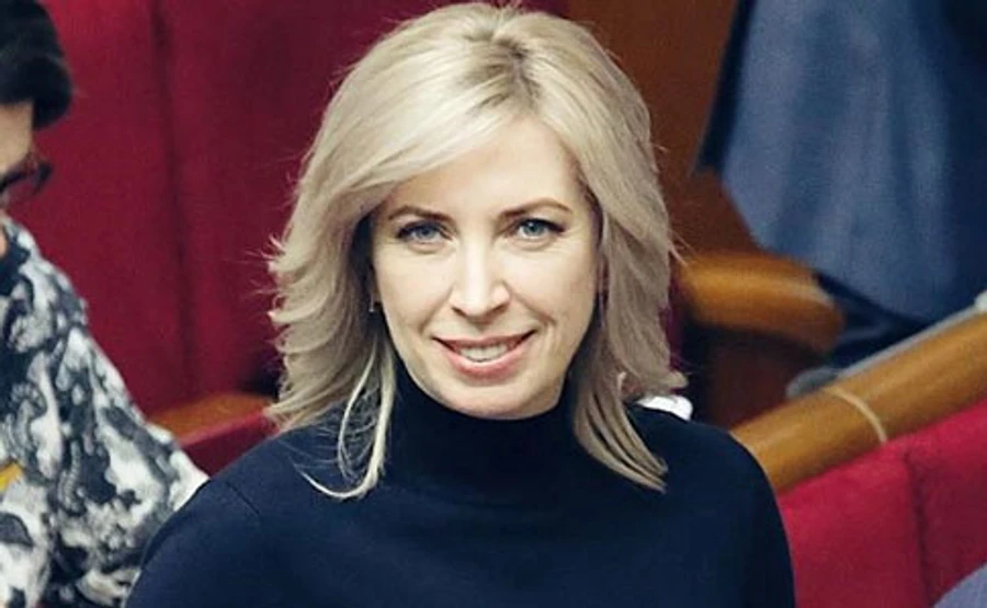 У Раді двоє слуг народу побилися через депутатку