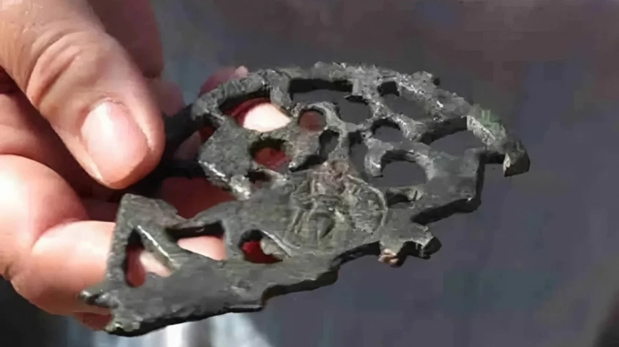 Ukraine's intelligence identifies 110 cultural assets stolen by Russians in Crimea