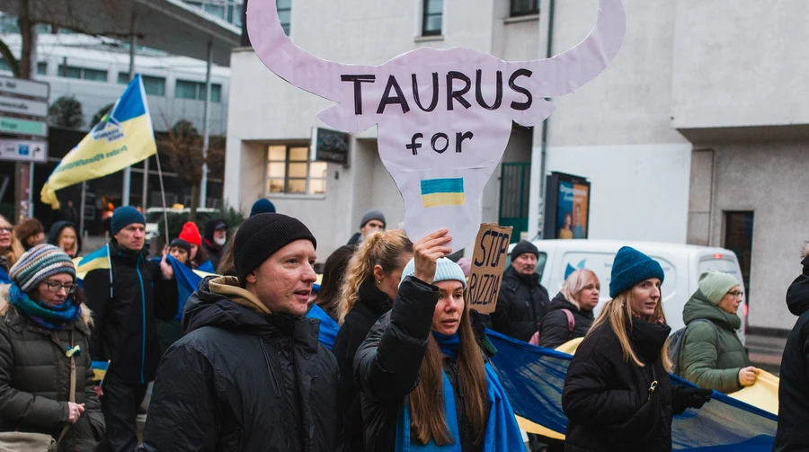 У украинцев снизилось доверие к гарантиям безопасности от США и Европы в случае нового нападения РФ