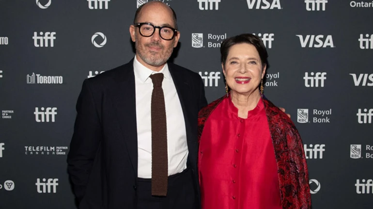 Патріархат боїться зазнати поразки. Ізабелла Росселліні та Едвард Бергер розповідають про роботу над фільмом Конклав