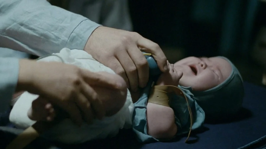 Дау. Дегенерація: насильство над немовлятами не підтверджується, справу закрито