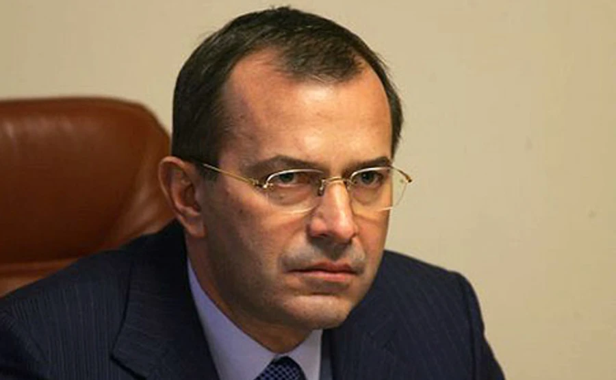 Суд не разрешил ГПУ начать заочное расследование против Клюева