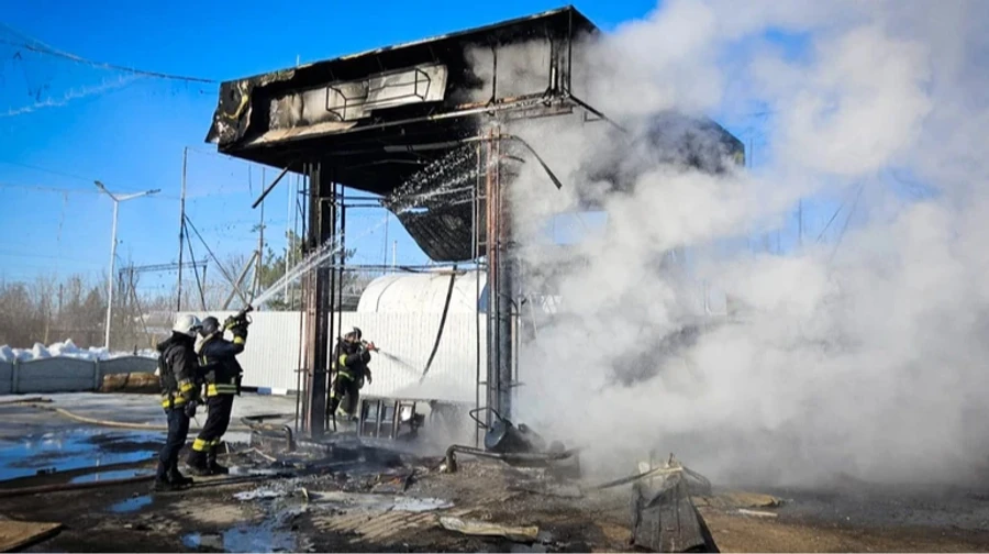 Petrol station catches fire in Kharkiv Oblast due to Russian attack