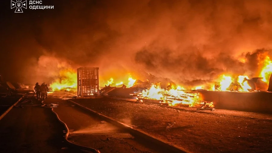 Russians attack Kyiv's station depot and data centres