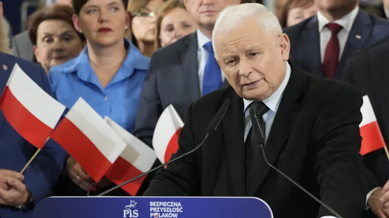 Чого чекати від виборів у Польщі? Репортаж про кампанію та антиукраїнську золоту акцію