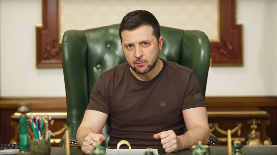 Cover us with a no-fly zone, because Russian missiles will fall into NATO territory - Zelenskyy