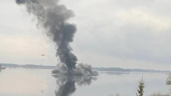 Над Киевским водохранилищем сбили вражеский вертолет