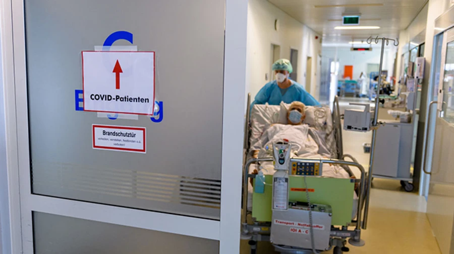 Три райони у Німеччині запроваджують локдаун і комендантську годину для нещеплених