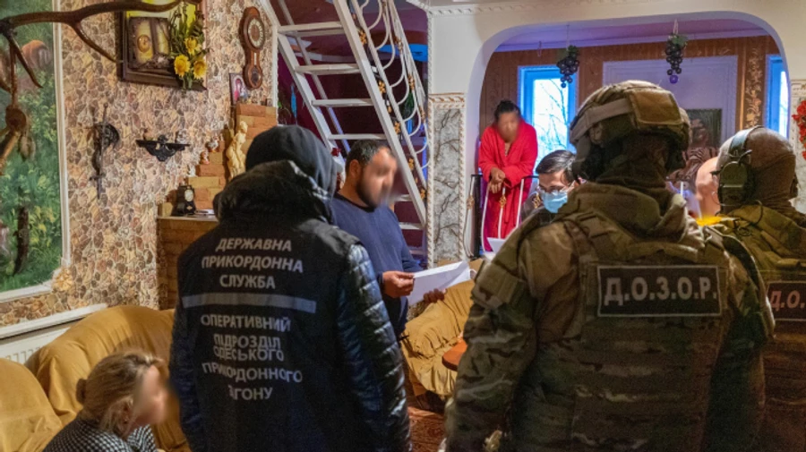 Мандрівка у Францію за 300 євро: прикордонники ліквідували канал торгівлі людьми