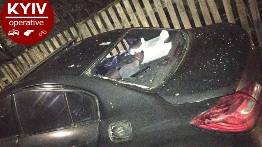 Под Киевом прогремел взрыв: пострадали 4 авто, дома, есть раненый