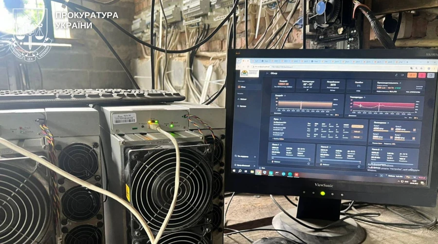 Прокуратура: Майнер масштабно обходил счетчики и сэкономил почти 9 млн грн