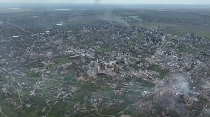 Over 100 Russians have infiltrated Kostiantynivka, military warns of threats