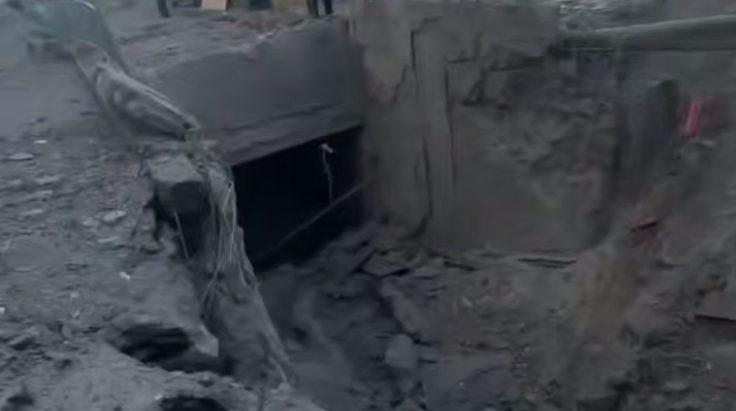 Russian strike hits underpass near Lukianivska metro station in Kyiv – video