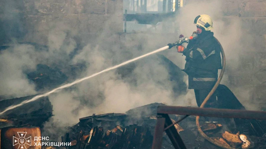 Россияне ударили по Харькову УАБами: погибла женщина, 10 пострадавших