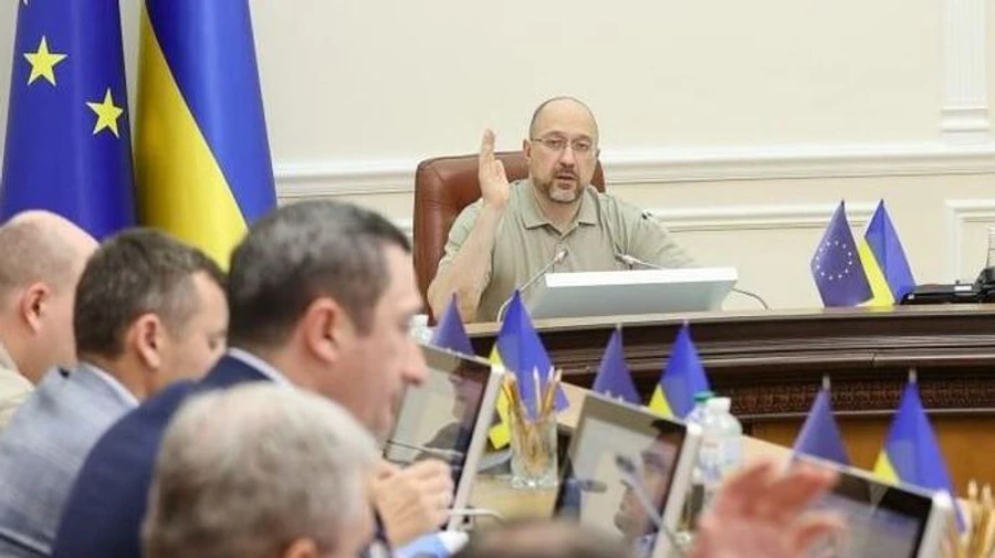 Кабмин продлил карантин в Украине до конца года