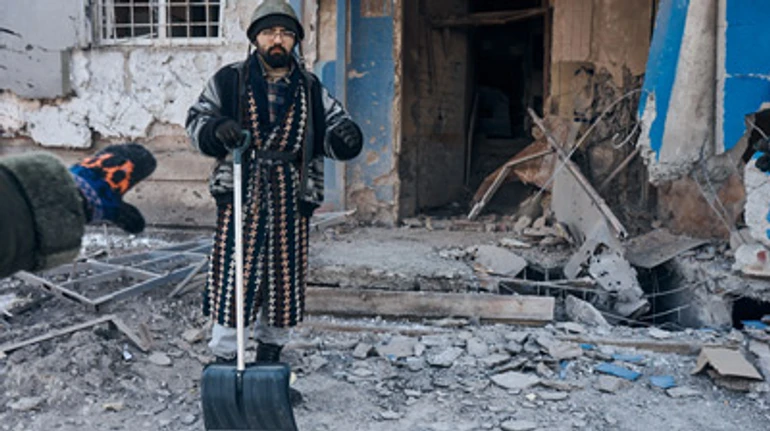 Розкажи нам, навіщо спалили наше місто. Харьков под обстрелами – фоторепортаж  