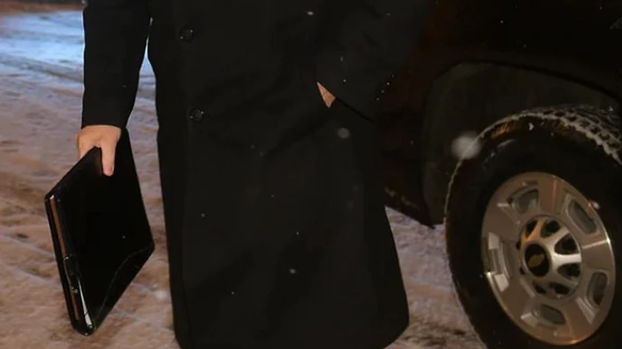 Посол США привез в российский МИД письменный ответ на ультиматум по безопасности РФ