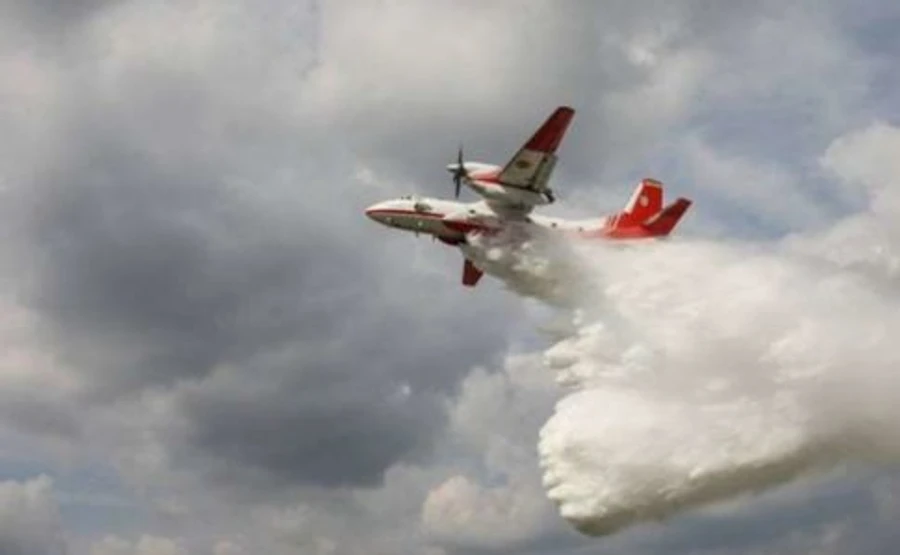 Попри дощ у Чорнобильській зоні не вщухає вогонь