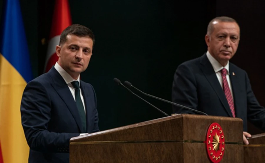 Допомога ЗСУ, водійські права та міграція: Україна і Туреччина підпишуть кілька угод