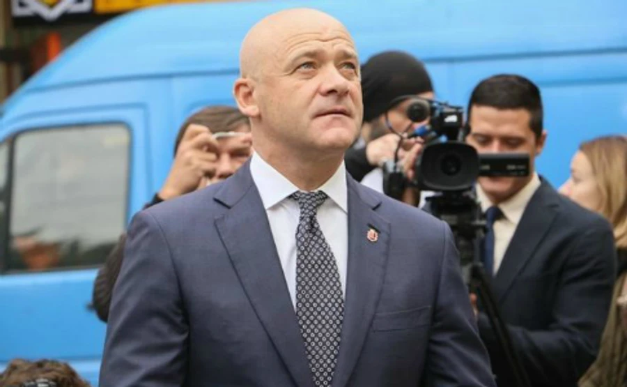 Починається суд щодо арешту Труханова, зібрались тітушки – активіст