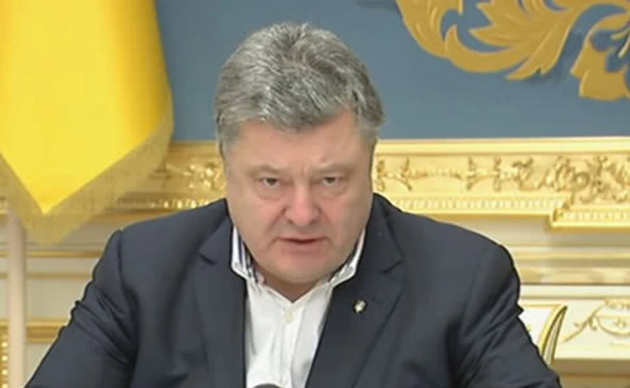 Порошенко закликав не влаштовувати розбірки через події в Княжичах