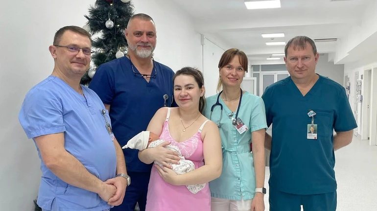 Во Львове врачи спасли беременность женщины, у которой на 24-й неделе отошли околоплодные воды